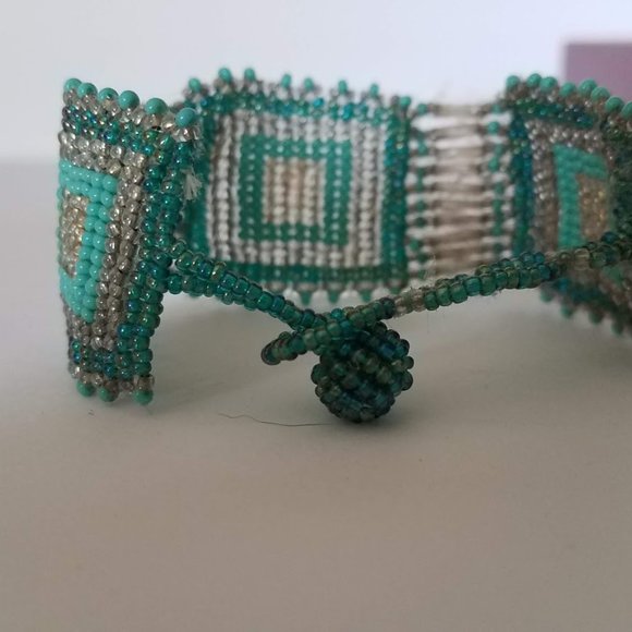 Thanda Zulu (Never Worn) Beaded Bracelet - Picture 7 of 8